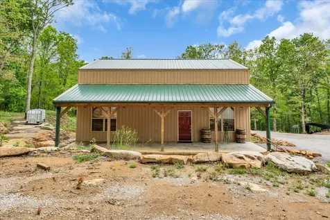 886 Hunters Ridge Drive Altamont TN 37301