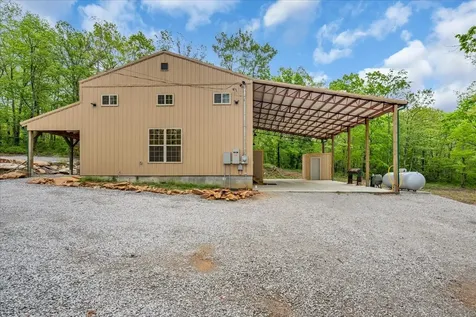 886 Hunters Ridge Drive Altamont TN 37301