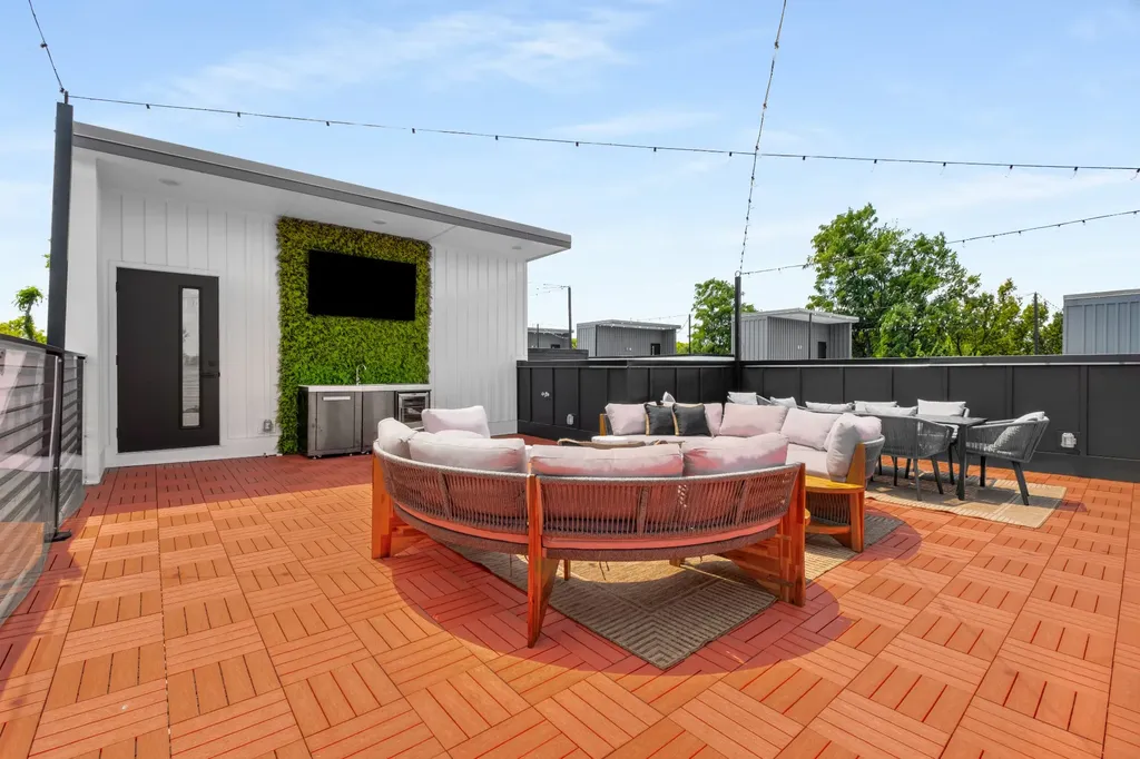 2309 Clarksville Pike Nashville TN 37208
