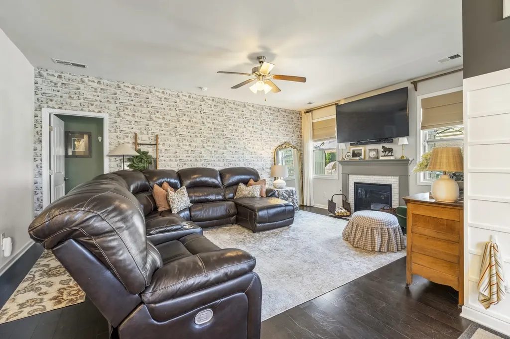 8048 Forest Hills Drive Spring Hill TN 37174