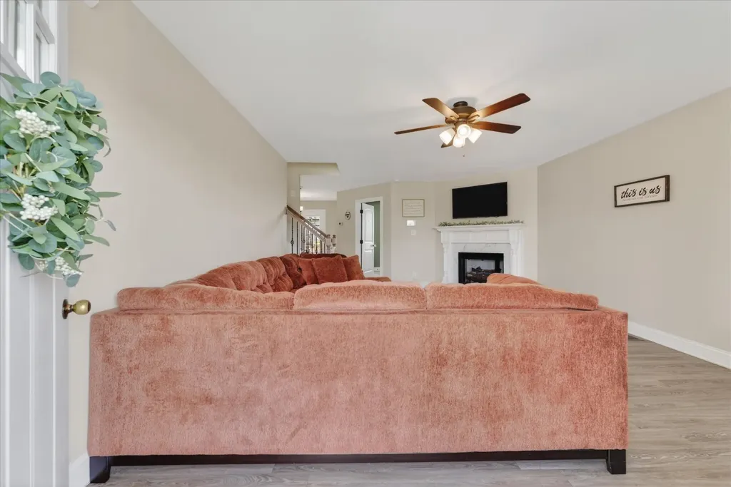1092 Charles Thomas Drive Clarksville TN 37042