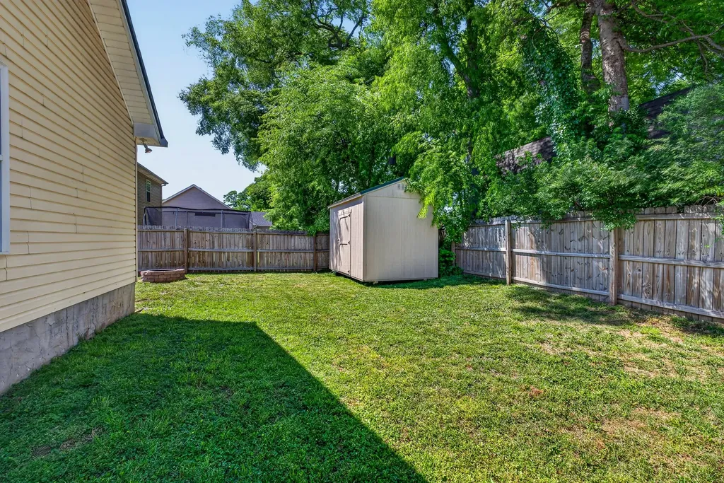 546 Albion Circle Gallatin TN 37066