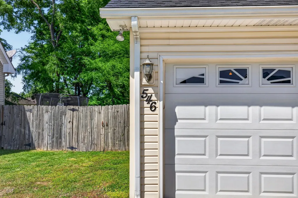 546 Albion Circle Gallatin TN 37066