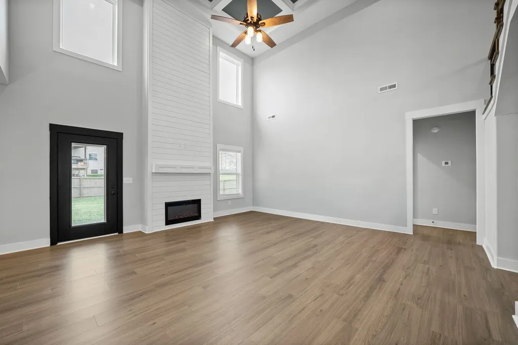 335 Bluebriar Trace Clarksville TN 37043