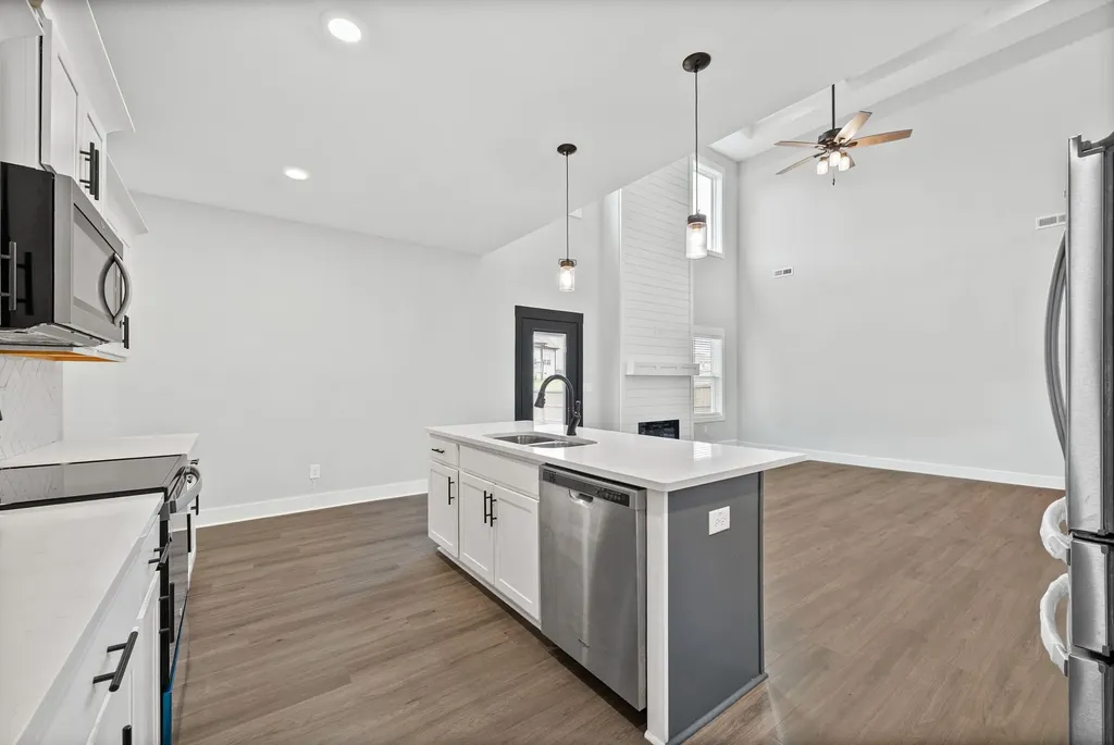 335 Bluebriar Trace Clarksville TN 37043