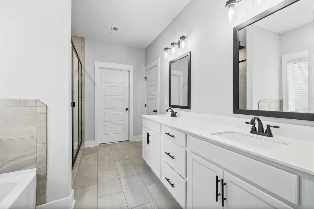 335 Bluebriar Trace Clarksville TN 37043