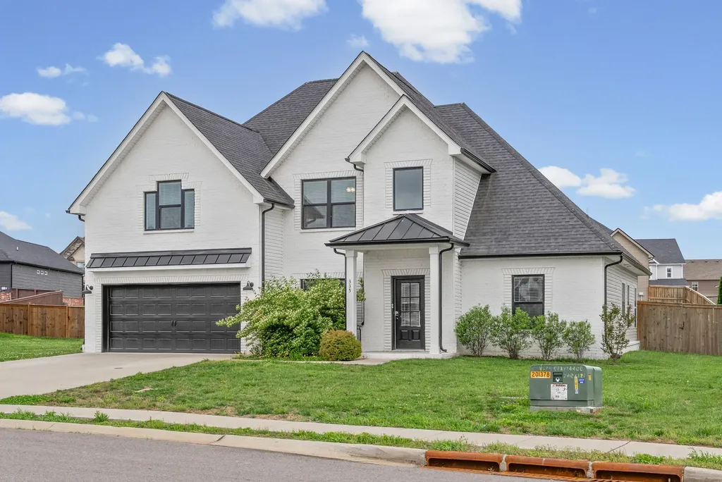 335 Bluebriar Trace Clarksville TN 37043