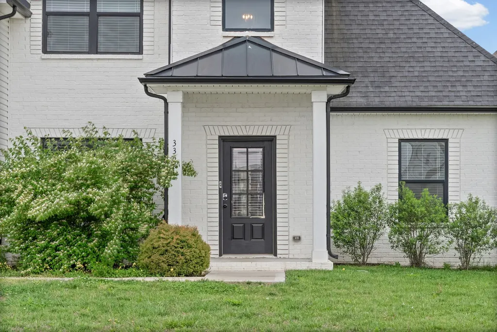 335 Bluebriar Trace Clarksville TN 37043