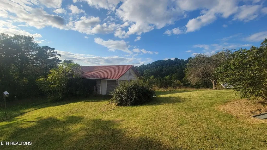 339 Sparks Landing Road Maynardville TN 37807