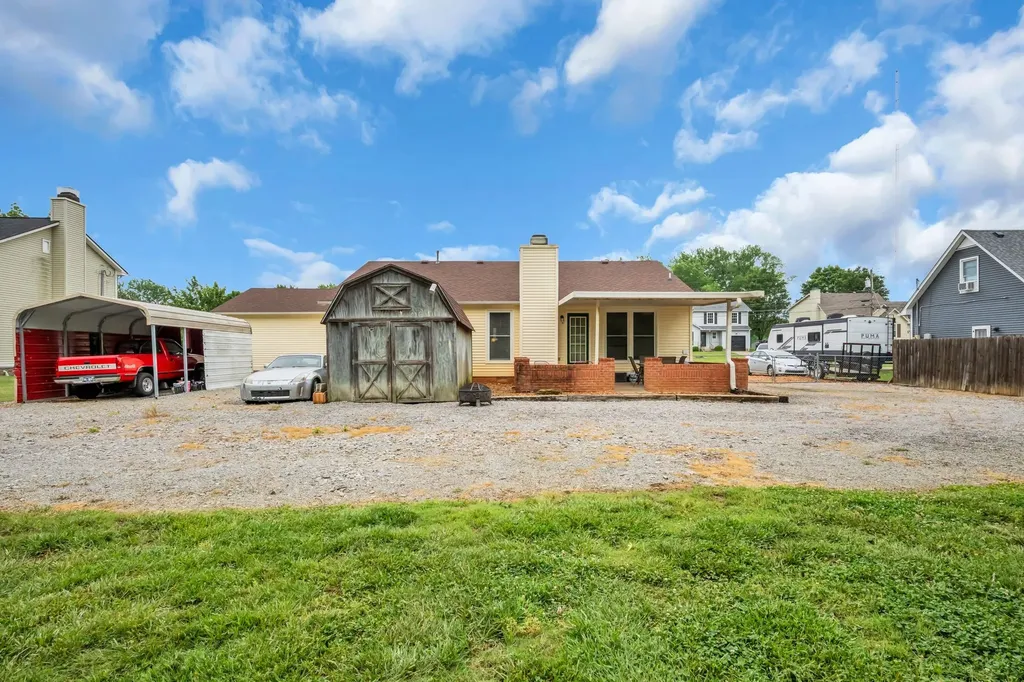 460 Bluff Drive Clarksville TN 37043