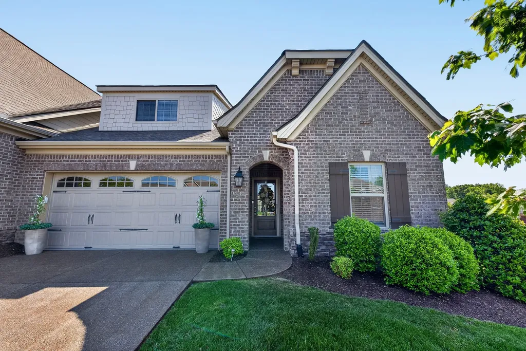 12 Vintage Court Lebanon TN 37087