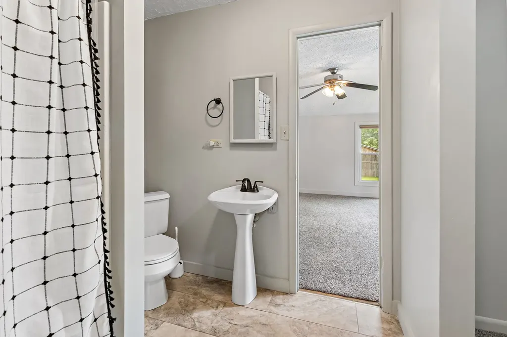 1333 Roberts Road Goodlettsville TN 37072