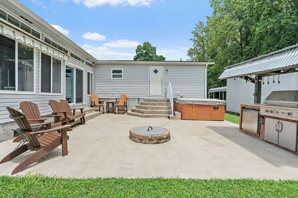 1333 Roberts Road Goodlettsville TN 37072