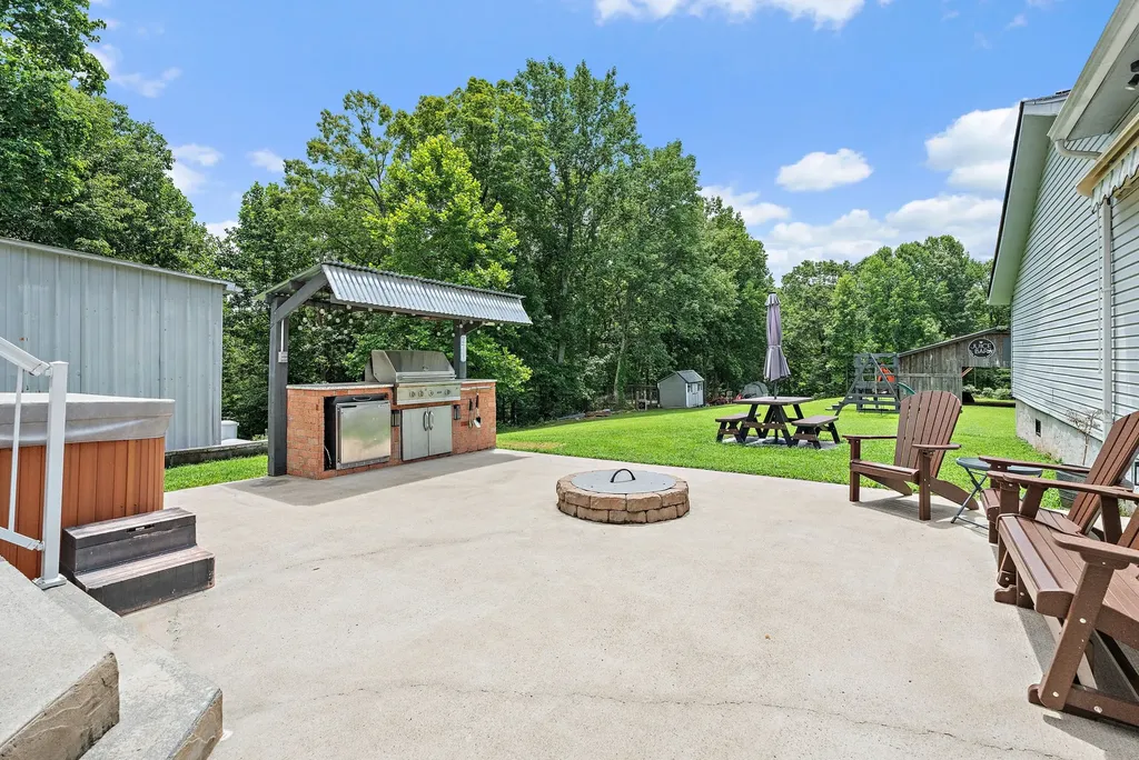 1333 Roberts Road Goodlettsville TN 37072