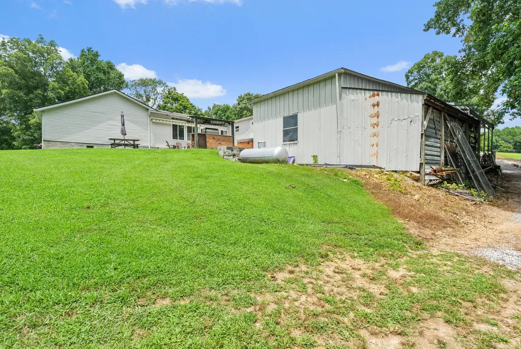 1333 Roberts Road Goodlettsville TN 37072