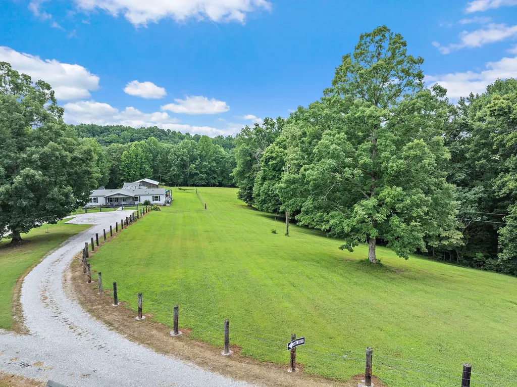 1333 Roberts Road Goodlettsville TN 37072