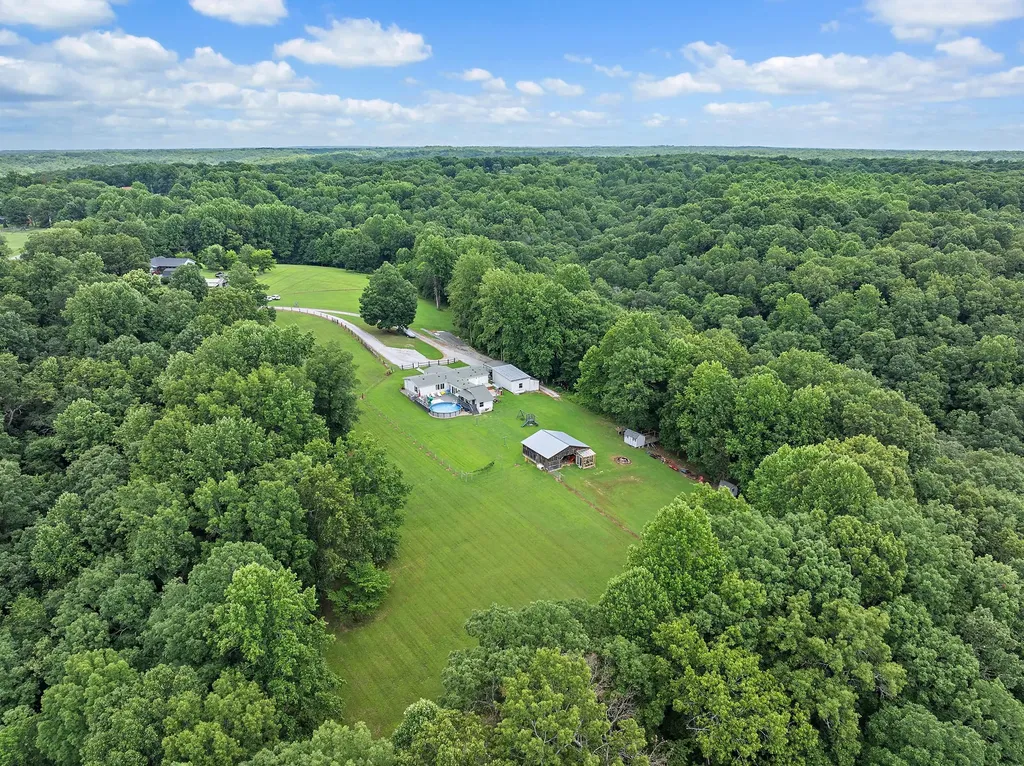 1333 Roberts Road Goodlettsville TN 37072