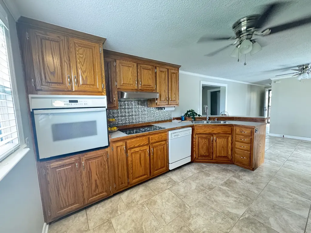 19 Westside Road Lawrenceburg TN 38464