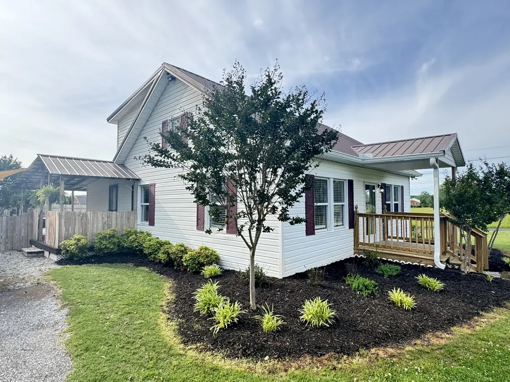 19 Westside Road Lawrenceburg TN 38464