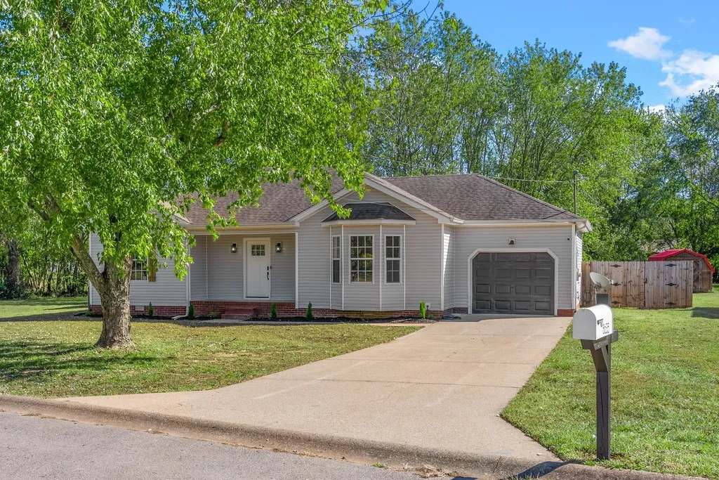 8635 Kingman Court Oak Grove KY 42262