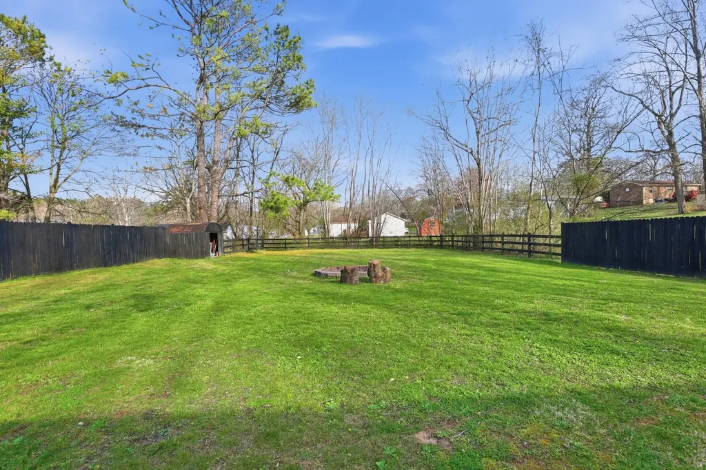 111 Amber Lynn Circle Columbia TN 38401