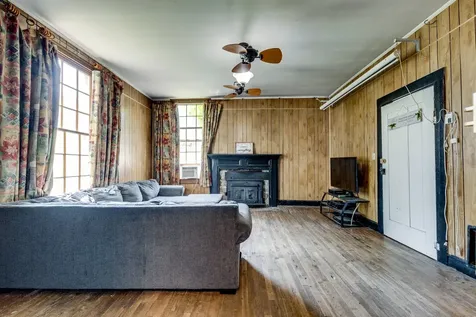 2012 Hoovers Road Duck River TN 38454