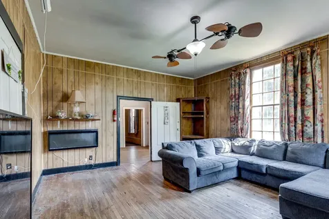 2012 Hoovers Road Duck River TN 38454