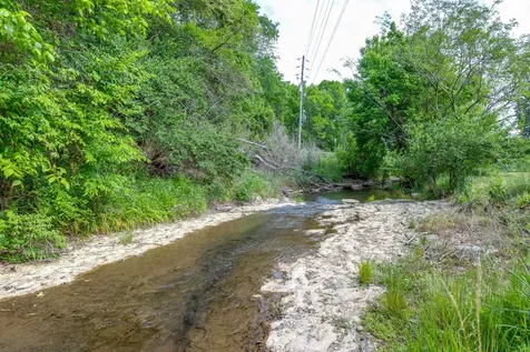 2012 Hoovers Road Duck River TN 38454