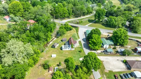 2012 Hoovers Road Duck River TN 38454