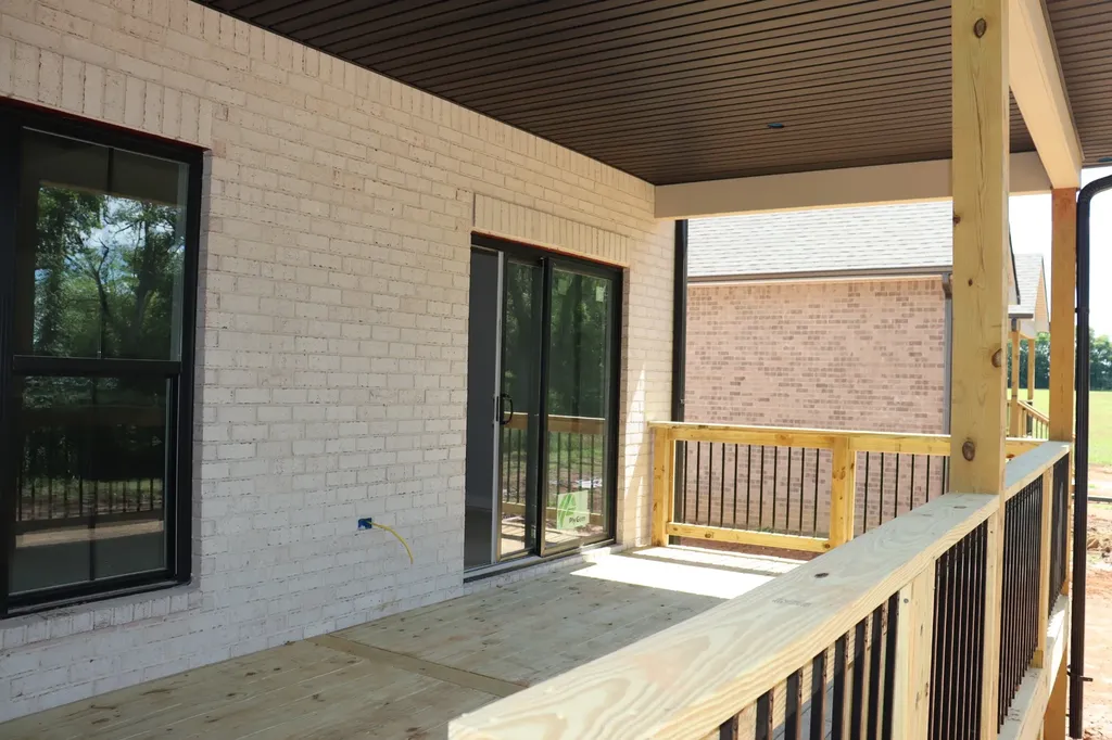 730 Southern Pine Trail Clarksville TN 37043
