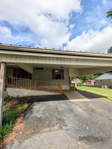6106 Chestnut Bluff Maury C Road Friendship TN 38034