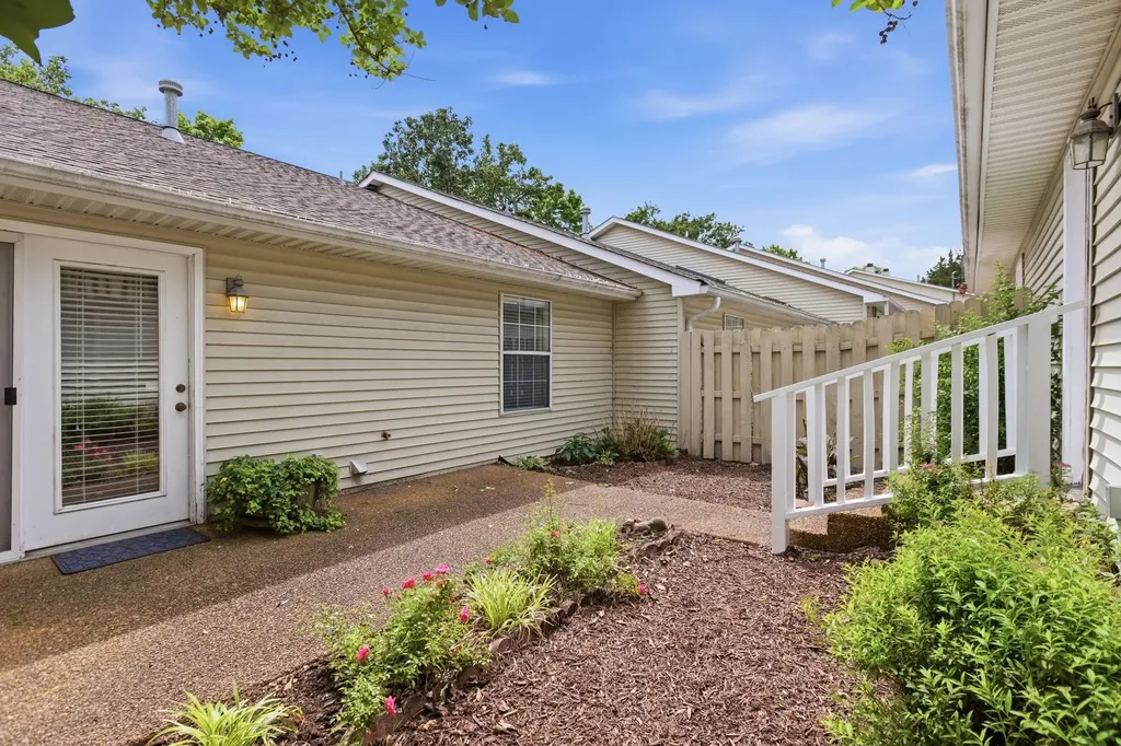 219 Pepper Ridge Circle Antioch TN 37013