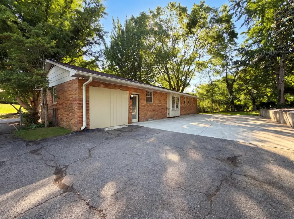 221 Sterry Court Antioch TN 37013