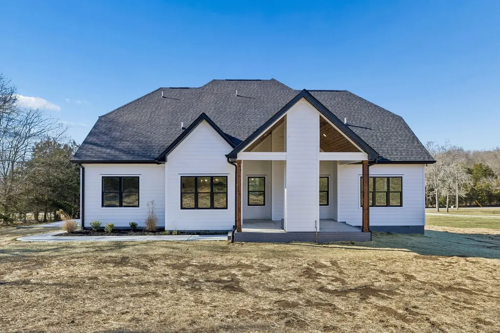 13821 Cainsville Road Lebanon TN 37090