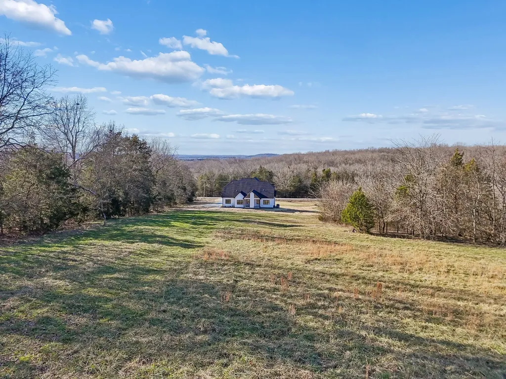 13821 Cainsville Road Lebanon TN 37090