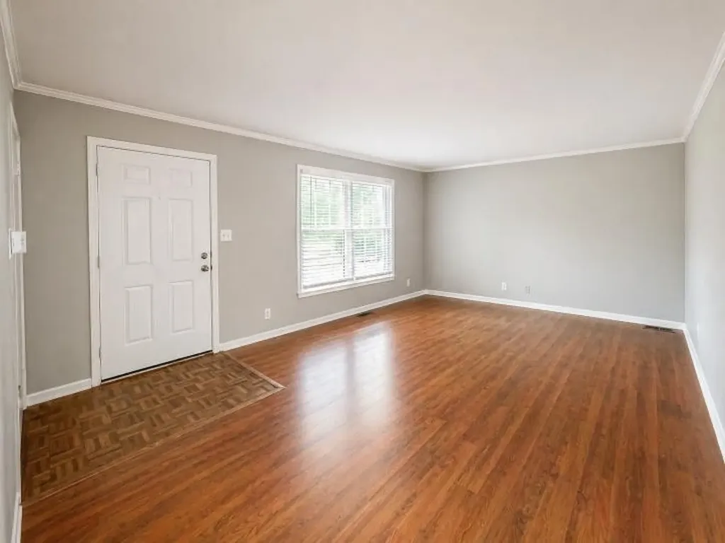 125 Mossland Drive Clarksville TN 37042