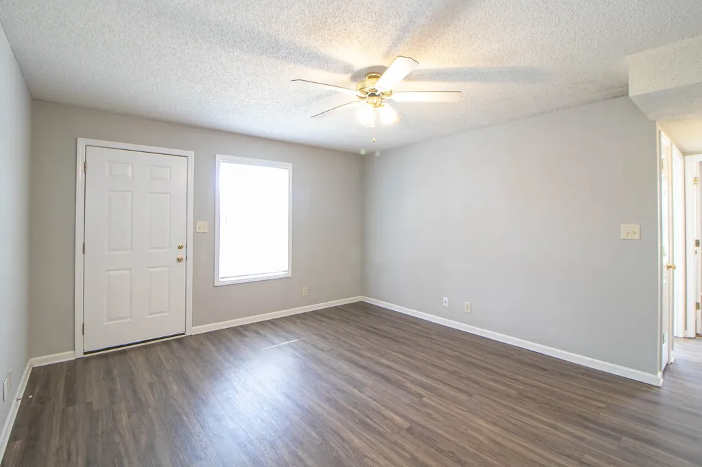 145 Darlene Drive #E Clarksville TN 37043