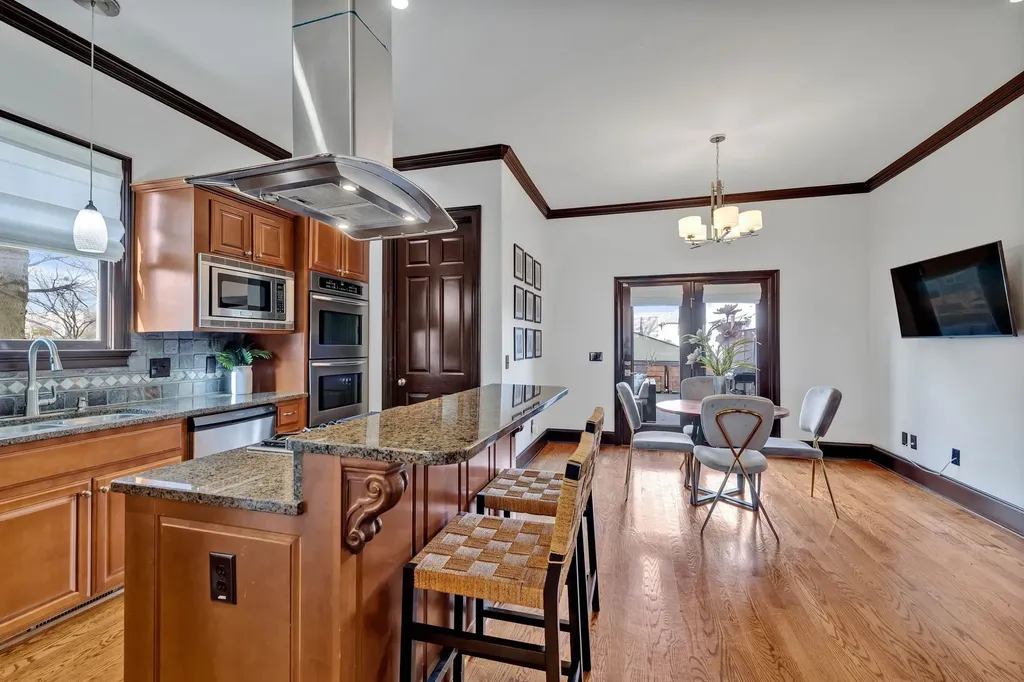 1824B 6th Ave, N Nashville TN 37208