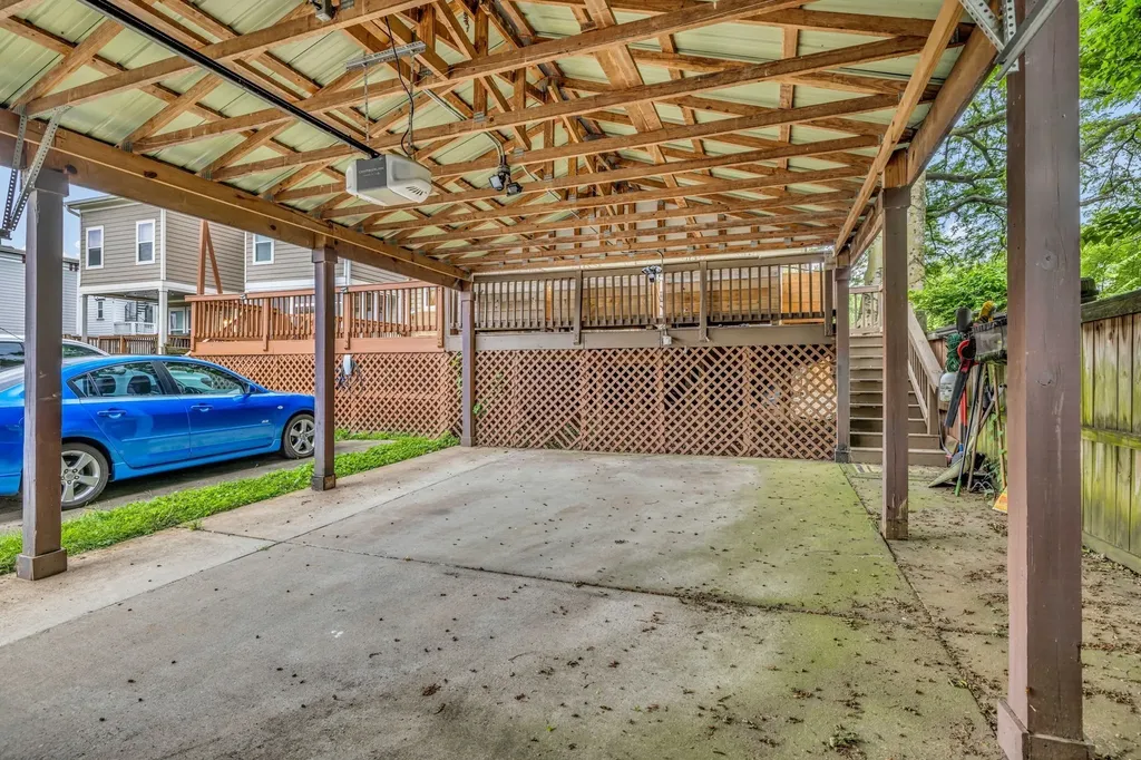 1824B 6th Ave, N Nashville TN 37208