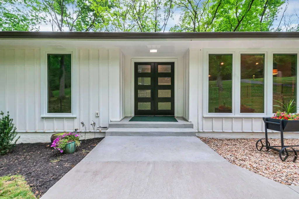 133 Featherstone Drive Franklin TN 37069