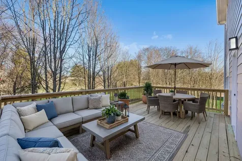 1054 Nichols Cir, E Gallatin TN 37066