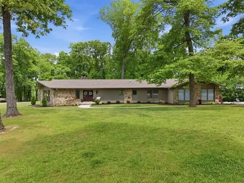 1123 Skyline Drive Sparta TN 38583