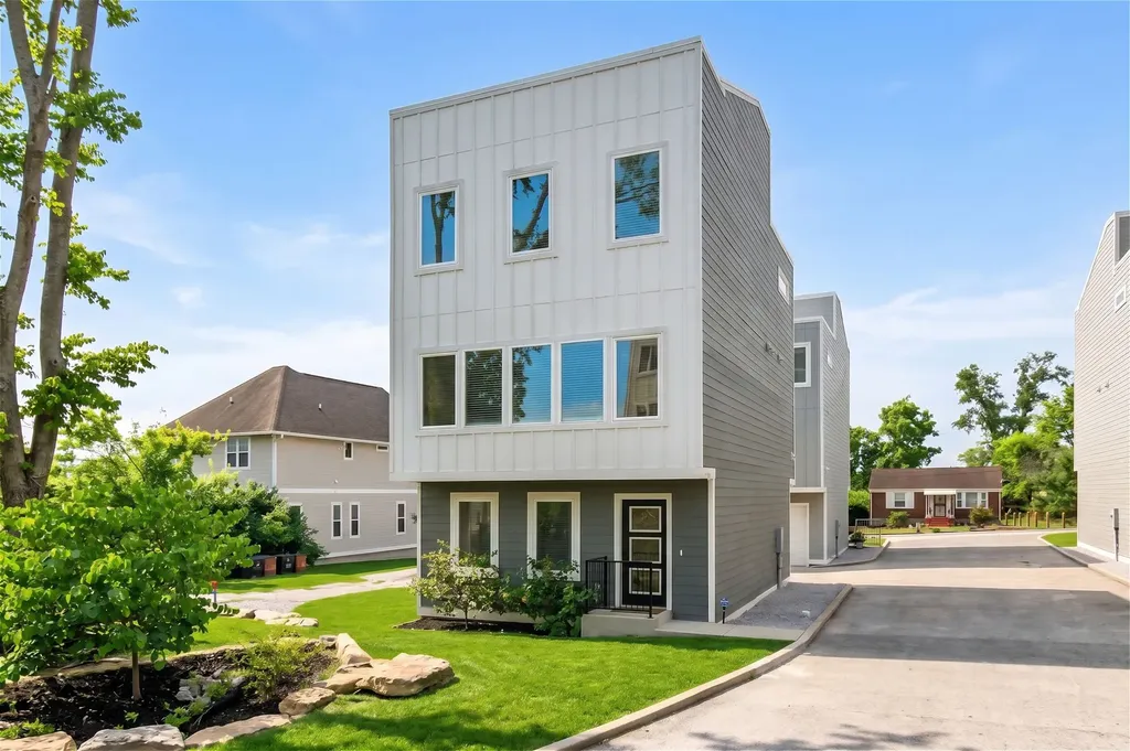 1021D Elvira Avenue Nashville TN 37216