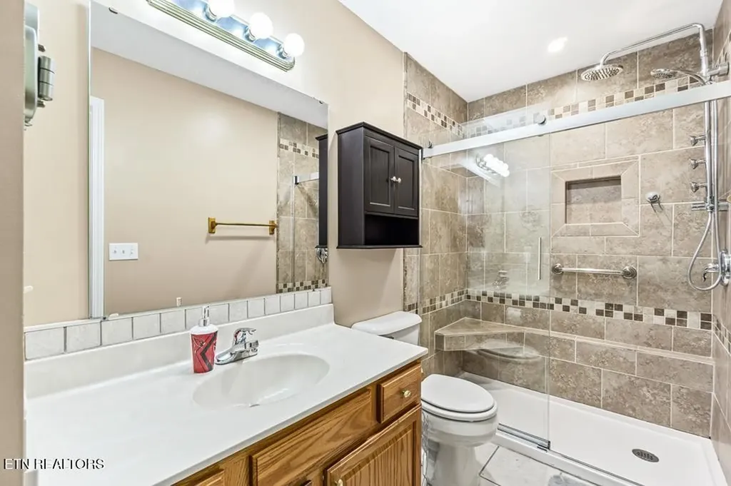 291 Poplar Point Lane Rickman TN 38580