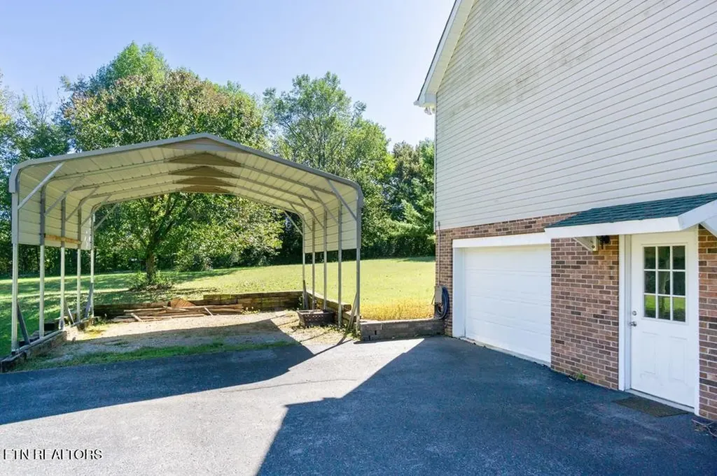 291 Poplar Point Lane Rickman TN 38580