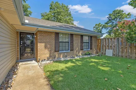 2961 Jib Cove Memphis TN 38119