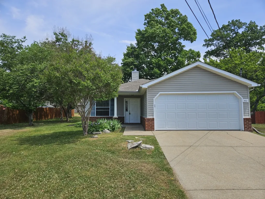 912 Seven Oaks Boulevard Smyrna TN 37167