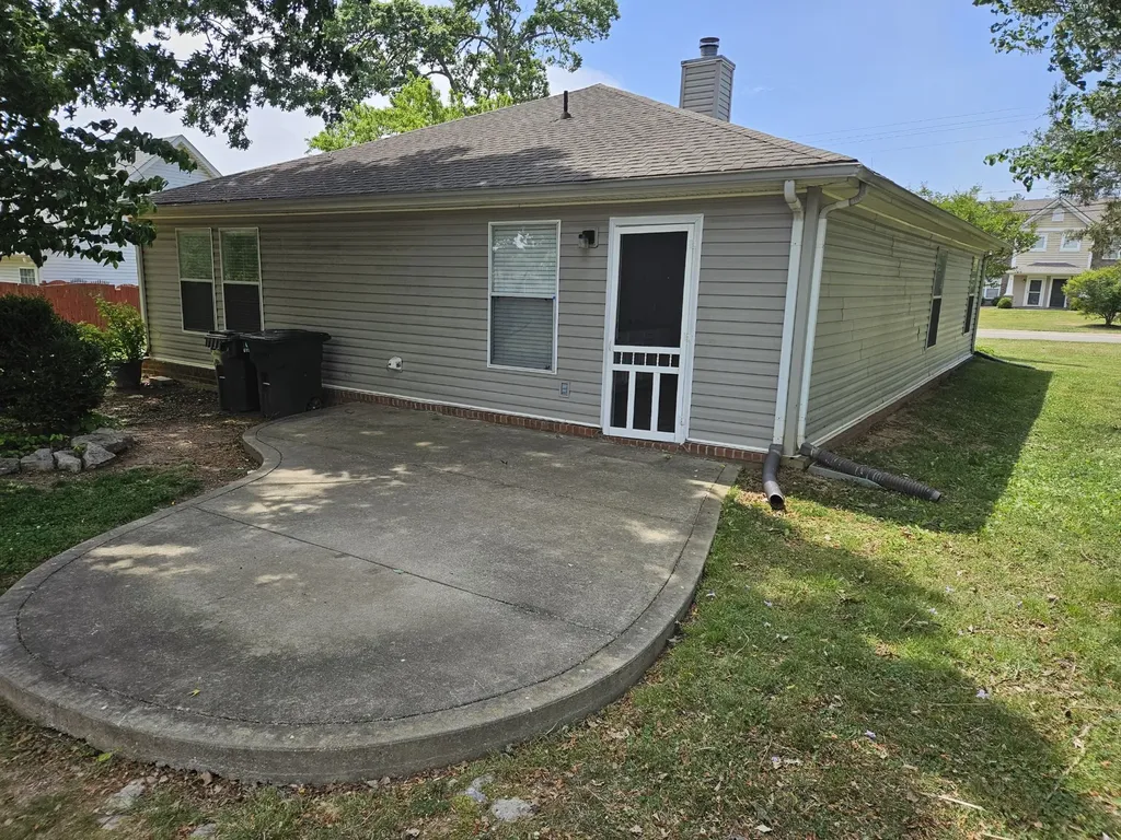912 Seven Oaks Boulevard Smyrna TN 37167
