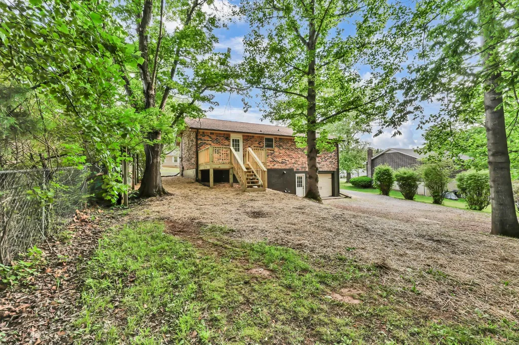 717 Ranch Hill Drive Clarksville TN 37042