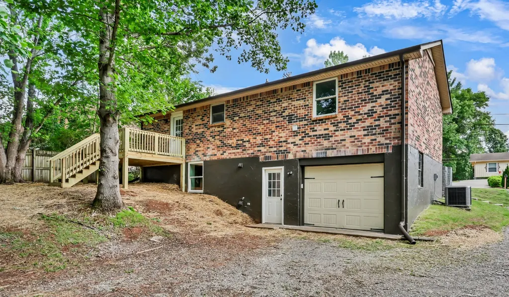 717 Ranch Hill Drive Clarksville TN 37042